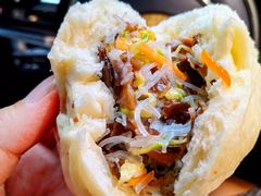 -李与白包子铺(桐梓林店)