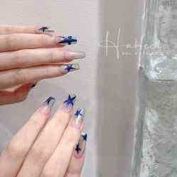 -花岐款式专研健康美甲沙龙