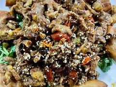 -金卯白肉罩火烧