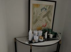 -颜蕾医美·黄金微针·水光·玻尿酸·超声炮·抗衰中心