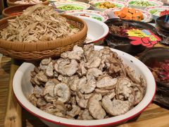 -传统菜农庄(皇姑路店)