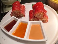 红米脆皮鲜虾肠-蝴蝶里·粤菜·点心(滨江龙湖店)
