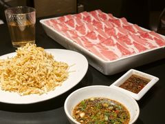 -鲜入唯煮·港式海鲜牛肉火锅(金宝街店)