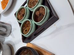 -梅利汴京烤鸭•开封豫菜地标店(东大街店)