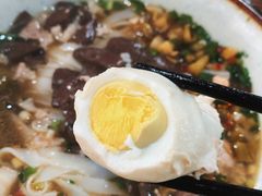 -裕新楼粉面馆·石磨手工粉(四方坪店)