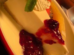 草莓蛋糕-宝莱纳餐厅(滨江店)