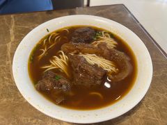 红烧牛肉面-鼎泰丰(新港中心店)