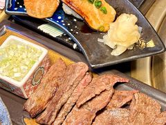 -铭牛烧肉·和牛海鲜自助(高新月牙湖店)