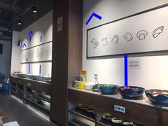 自助调料区-尚尚仙·酸汤猪手·猪肚鸡火锅(华联万柳购物中心店)