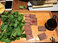 -云海肴·汽锅鸡·云南菜(天山百盛优客店)