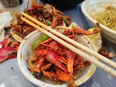 -肥肥虾庄·金牌油焖大虾(东湖欢乐谷店)