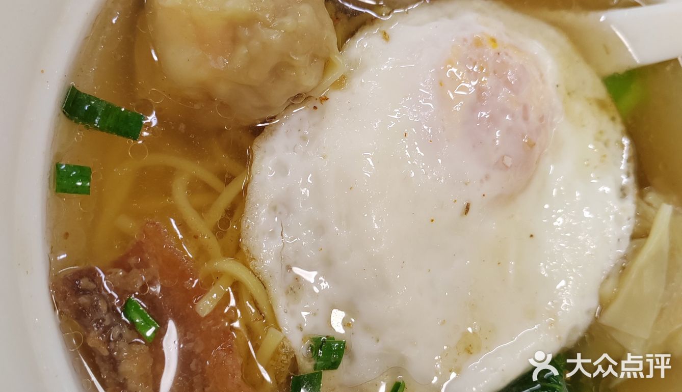 菠萝渣渣冰配上菠萝油，这是什么神仙搭配
