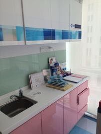 -瑞尔齿科(南京东路名人诊所)