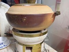 -广味炭炉鸡煲(宝业路分店)