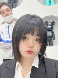 -PE SALON