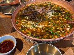 -SHAN山(前滩太古里店)