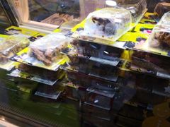 -周黑鸭(郑州新世界百货店)