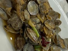 -上海龙吴水胜海发市场