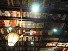 -钟书阁(松江泰晤士小镇店)