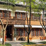 成都 | 独栋复古小洋楼🍁街头沐浴秋日阳光