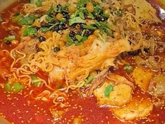 -张翻越·川渝冒菜·武汉黑鸭煲(城北万象城店)