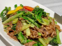 安格斯牛肉炒苔兰花-炳胜品味(海印总店)