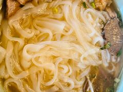 荟欣越南火车头汤粉-CHINCHIN 青青·泰国料理(万象食家店)