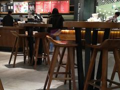 大堂-星巴克臻选(广州太古汇店)