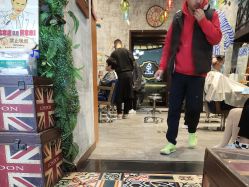 点击看大图 -T.1 hair salon烫染接发