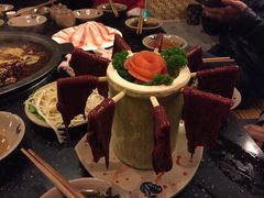 -茅草房·河畔园林火锅