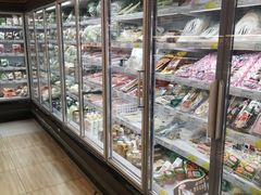 -绿叶子超市(公园大道店)