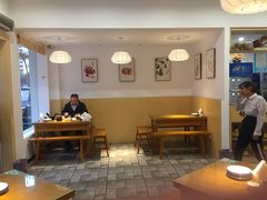 -邻家小馆(银都店)