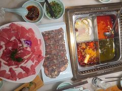 -巴渝瓦肆重庆鲜火锅(宝龙环湖店)