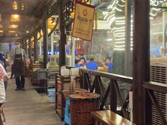 露天位-捞锅坝子老火锅(汽博中心店)