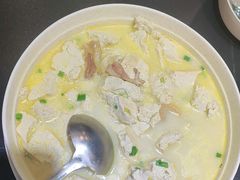 -小红鲸·海鲜餐厅(轸大路店)