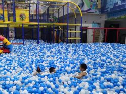 -爱丽丝奇幻乐园