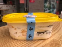 -蜜蜂小象·榴莲千层蛋糕(时代汇11栋店)