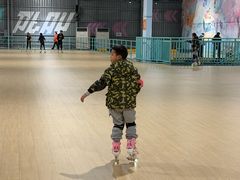 -极限PLAY运动娱乐新世界·团建派对潮玩休闲馆·室内蹦极高空游乐园