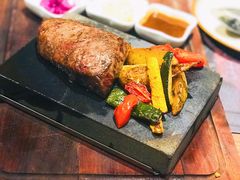 -Erman岩烧牛排(虹桥南丰城店)