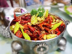 麻辣小龙虾-老东镇啤酒屋海鲜加工·蒸汽海鲜·海鲜烧烤(台东店)