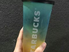 渐变气泡水-星巴克臻选(深圳海上世界店)