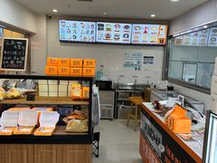 -卷们·现制生日蛋糕·蓝风车动物奶油(金源店)
