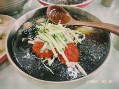 -服务大楼冷面(延大店)