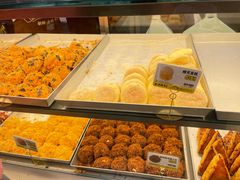 -鲍师傅糕点(西站店)