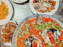-湘潭九龙鱼头店(城南西路店)