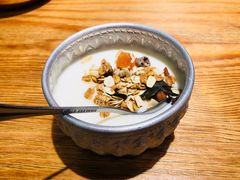 坚果燕麦酸奶-塔哈尔·新疆盛宴(城西银泰店)