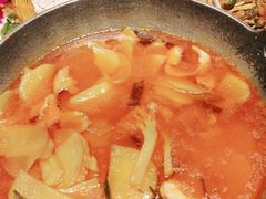 -老滇山寨•云南特色菜•地方菜•民族风情歌舞表演(金碧店)