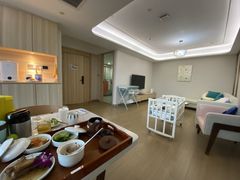 -雪梅月子中心(华侨城店)