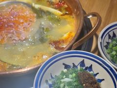 -洱火云南酸菜牛肉火锅(石景山当代商城店)