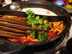 -钢管厂五区小郡肝串串香火锅(人民广场店)